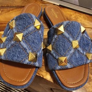 Valentino jean slides